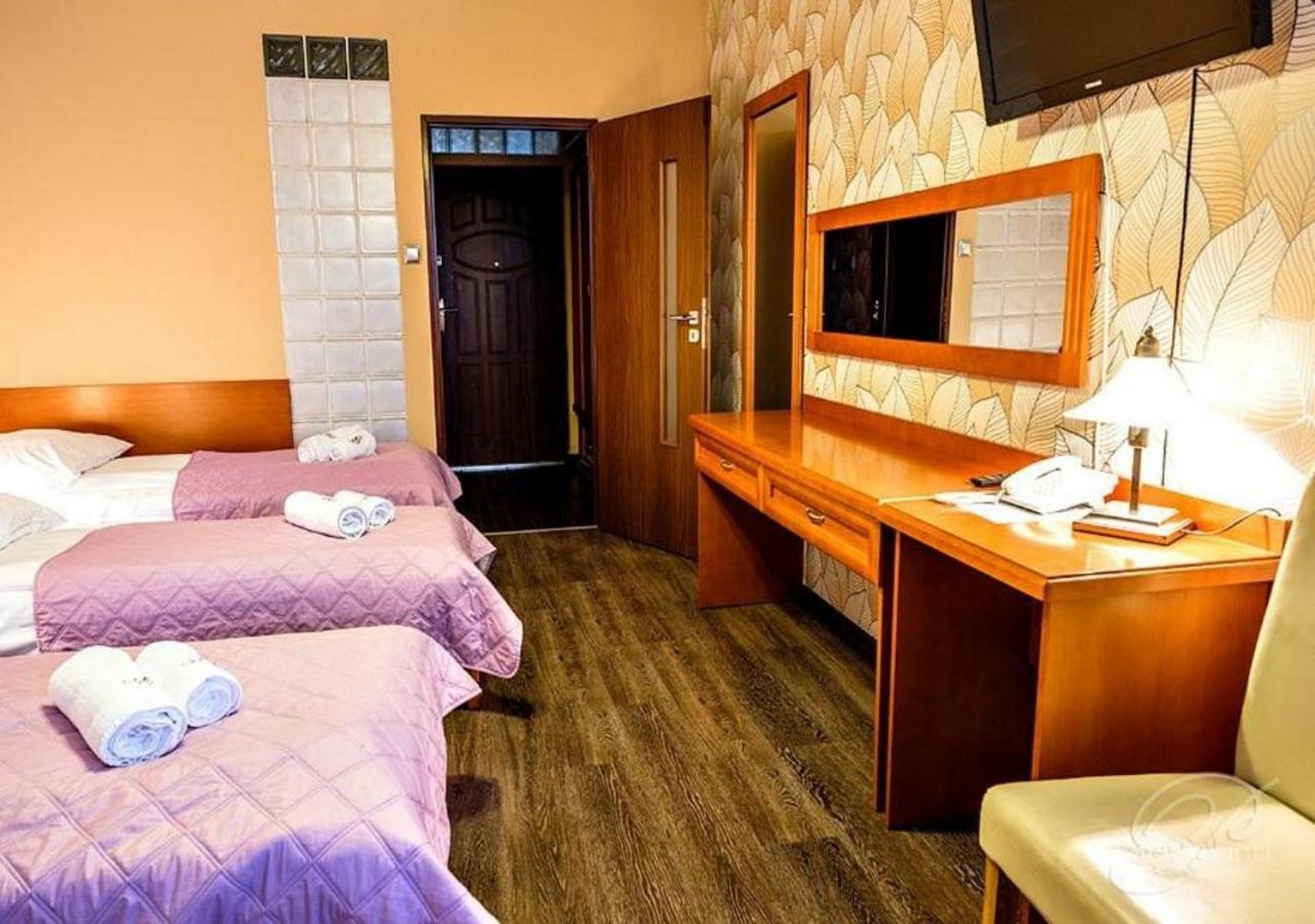 Hotel Polonia Ostrów Wielkopolski Exterior foto